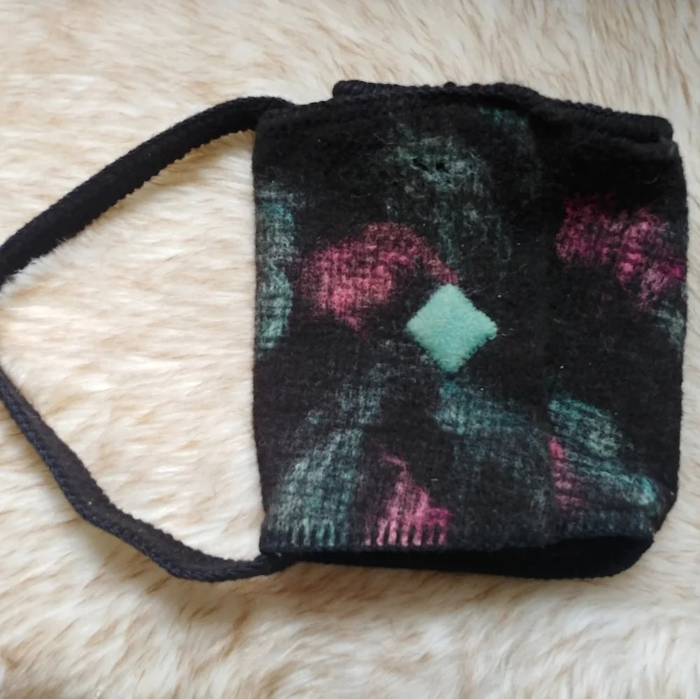Heartfelt Creations Women Multicolor Hand Bag Satchel Purse Tote